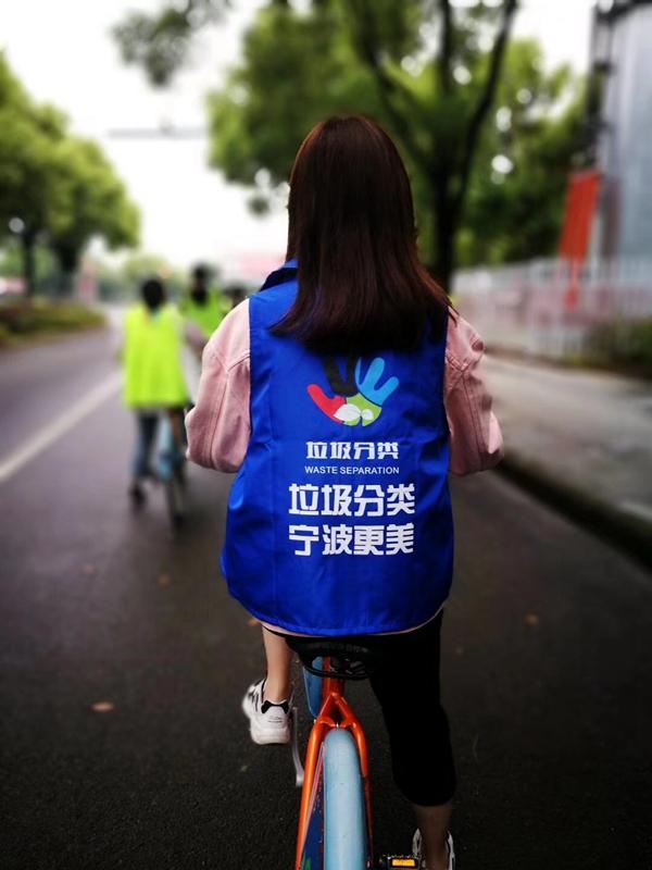 垃圾1.jpg 垃圾1.jpg